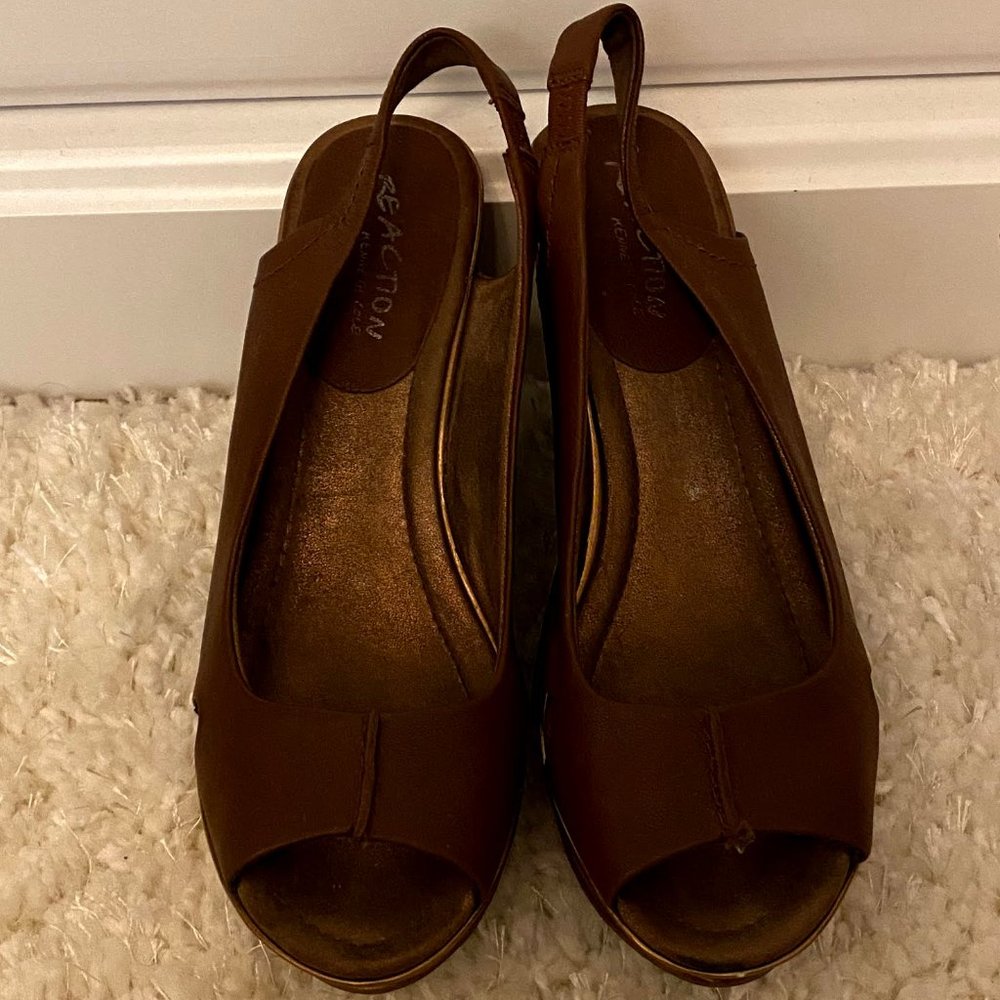 KENNETH COLE Reaction Wedges